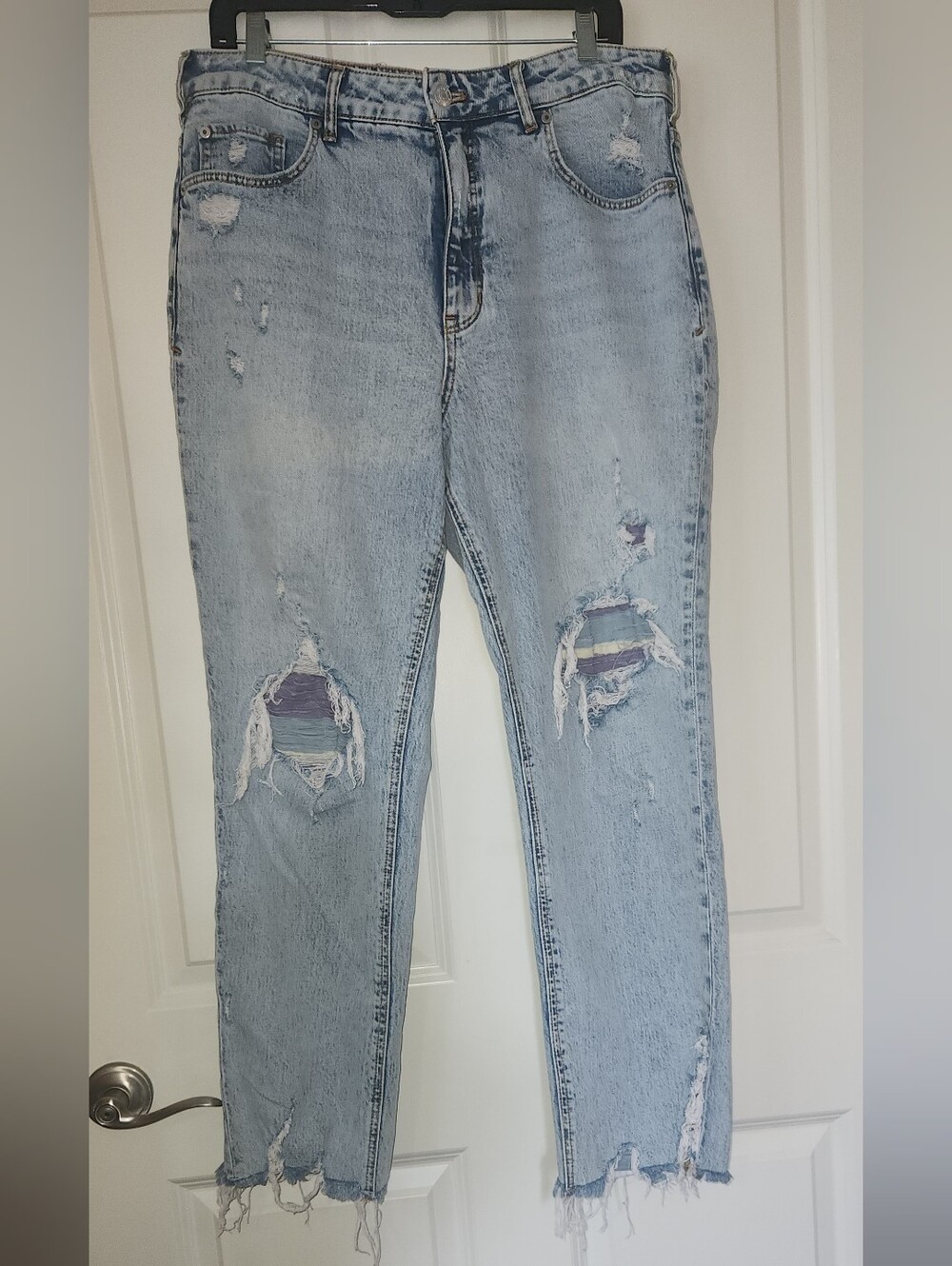 Pilcro Vintage Straight Jeans With Distressed Detail And Patch Work